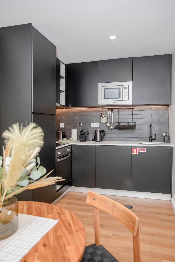 Liiiving In Porto - Downtown Essence Apartments Buitenkant foto